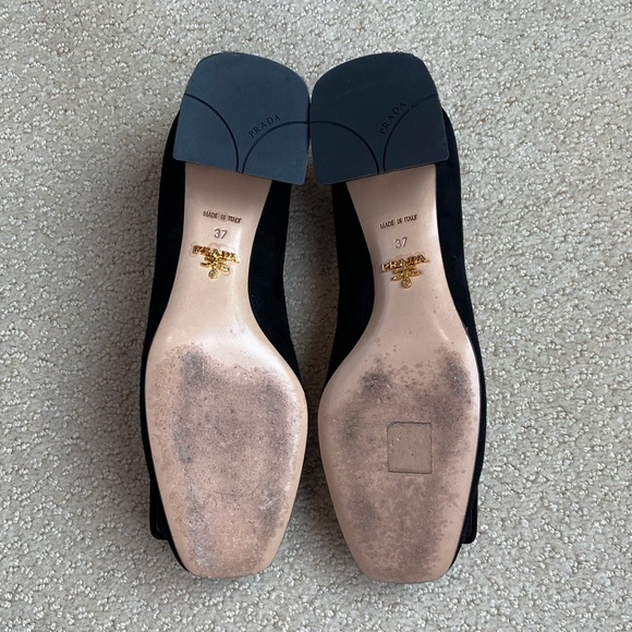 Prada buckle suede pump - Picture 6 of 7